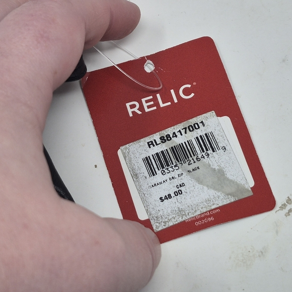 Relic Black Crossbody With Front Zip Pocket - Picture 6 of 6